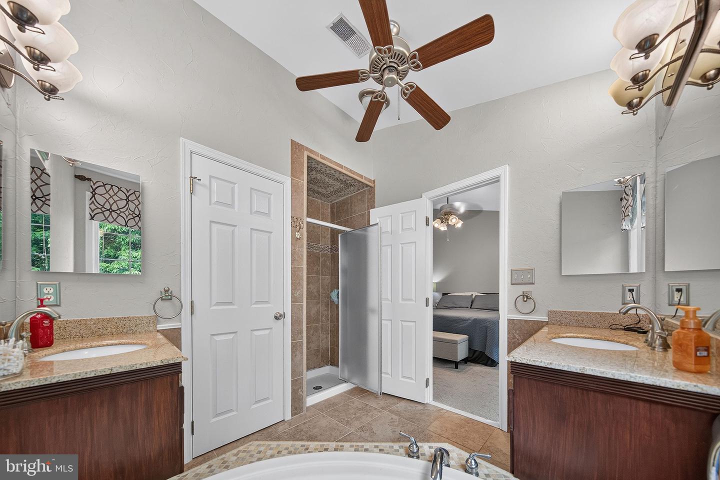 3398 Governor's Crest Ct Property Photo 23