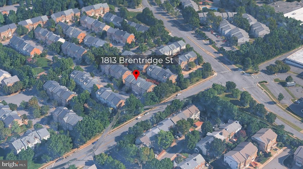 1813 Brentridge St Property Photo 2