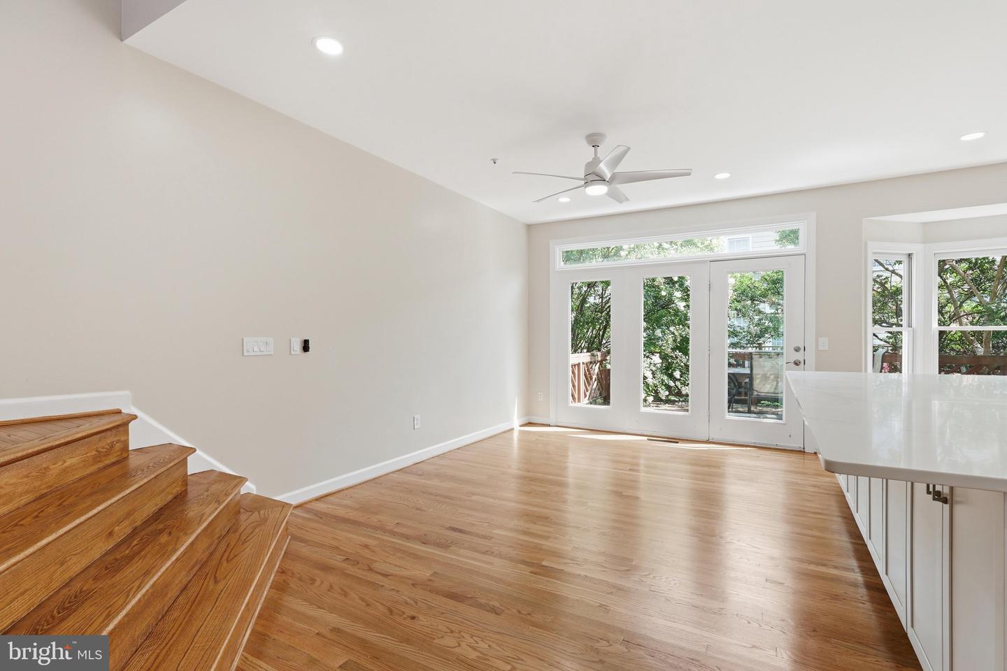 1813 Brentridge St Property Photo 16