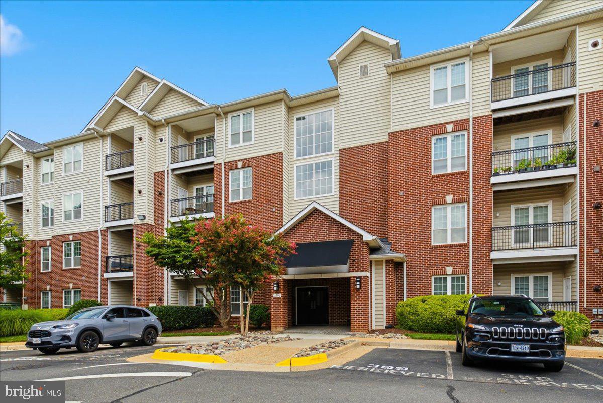 1591 Spring Gate Dr #3102 Property Photo 4