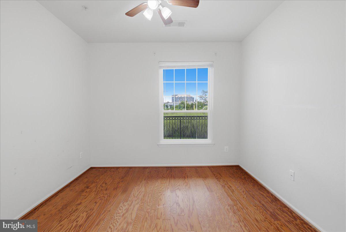 1591 Spring Gate Dr #3102 Property Photo 7