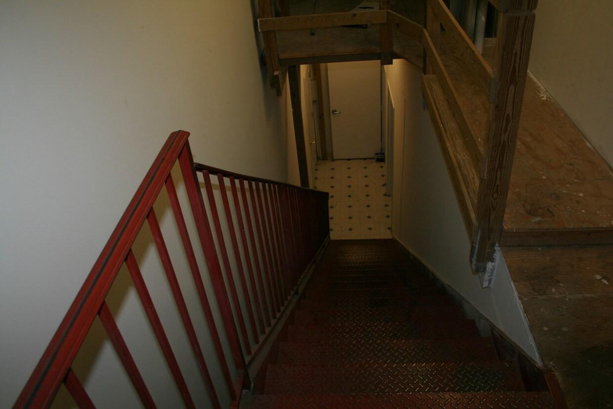 8390-suite E Terminal Rd Property Photo 4