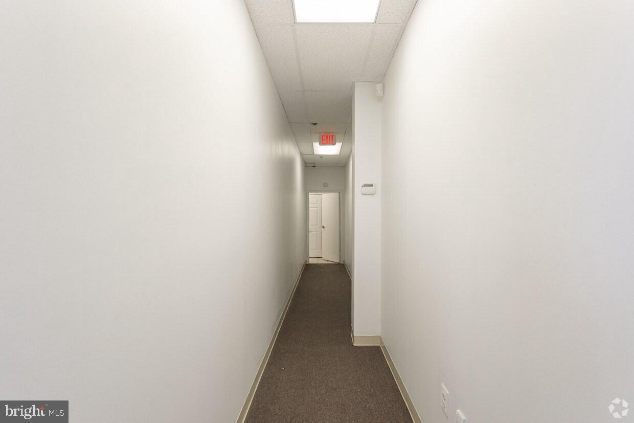 8390-suite E Terminal Rd Property Photo 10