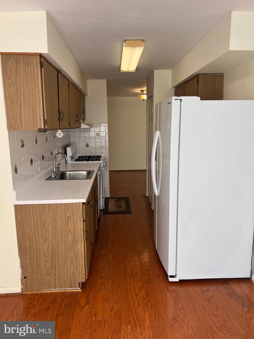 11232 Chestnut Grove Sq #135 Property Photo 12