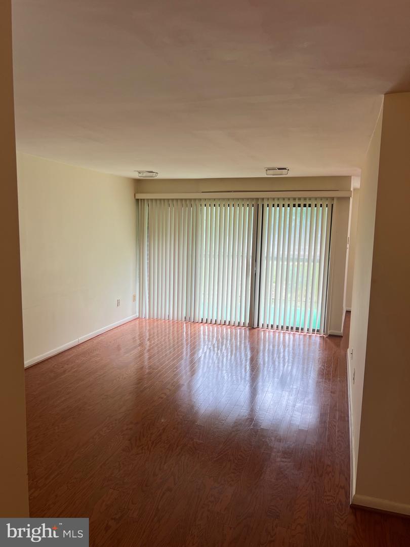 11232 Chestnut Grove Sq #135 Property Photo 36
