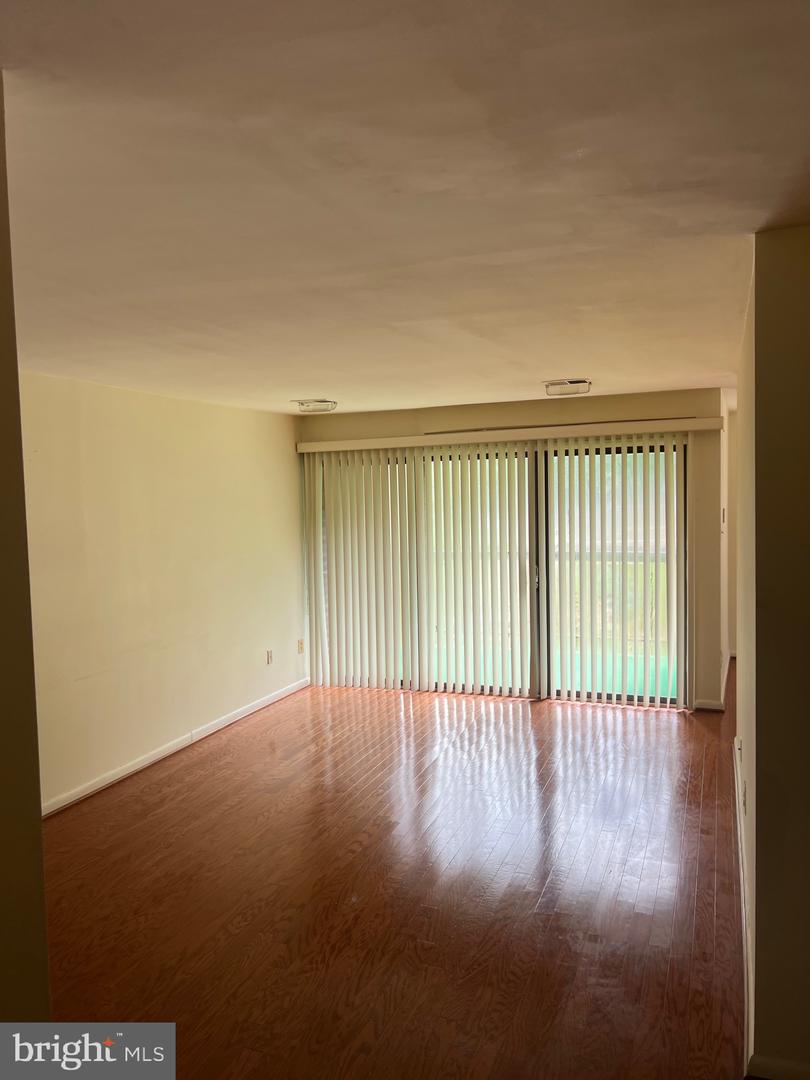 11232 Chestnut Grove Sq #135 Property Photo 39