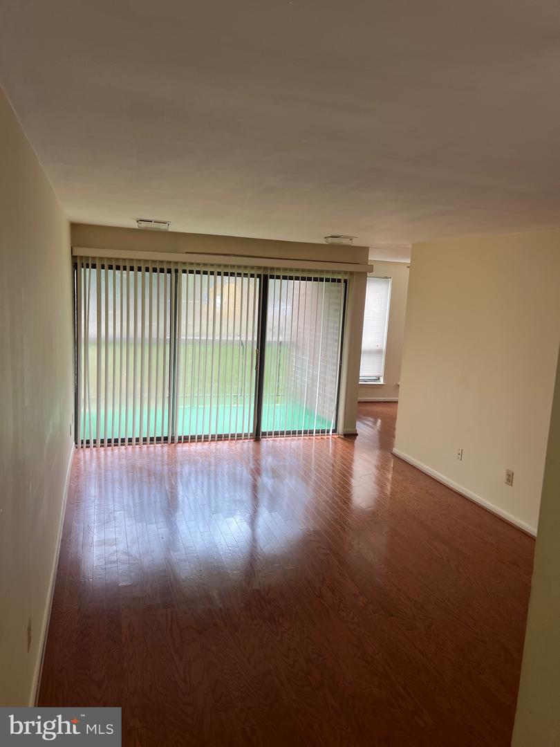 11232 Chestnut Grove Sq #135 Property Photo 40