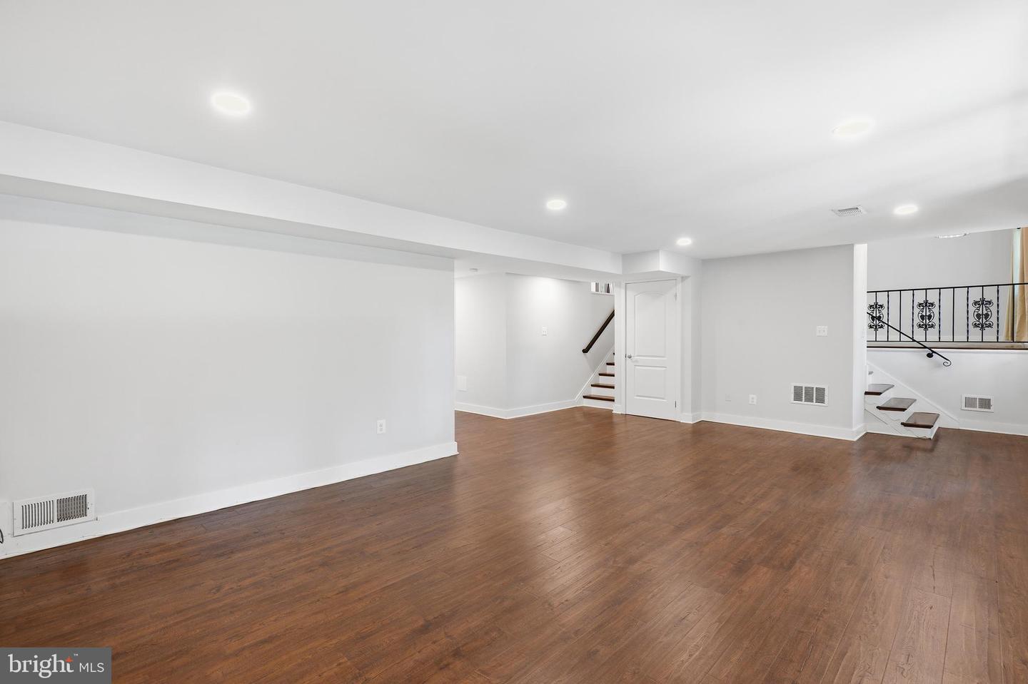 6814 Shrine Ct Property Photo 17