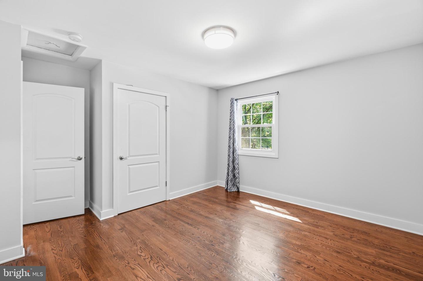 6814 Shrine Ct Property Photo 26