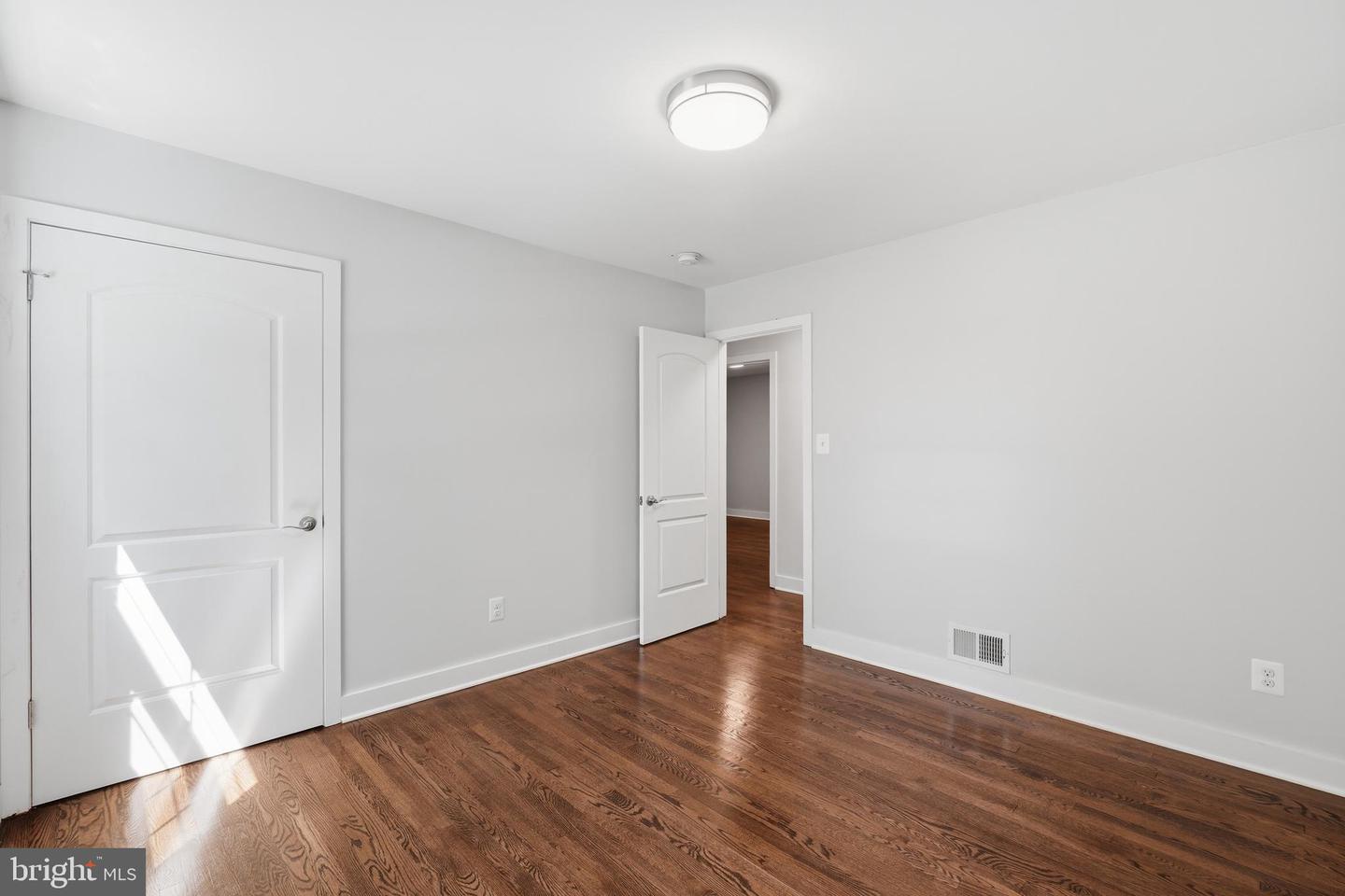 6814 Shrine Ct Property Photo 28