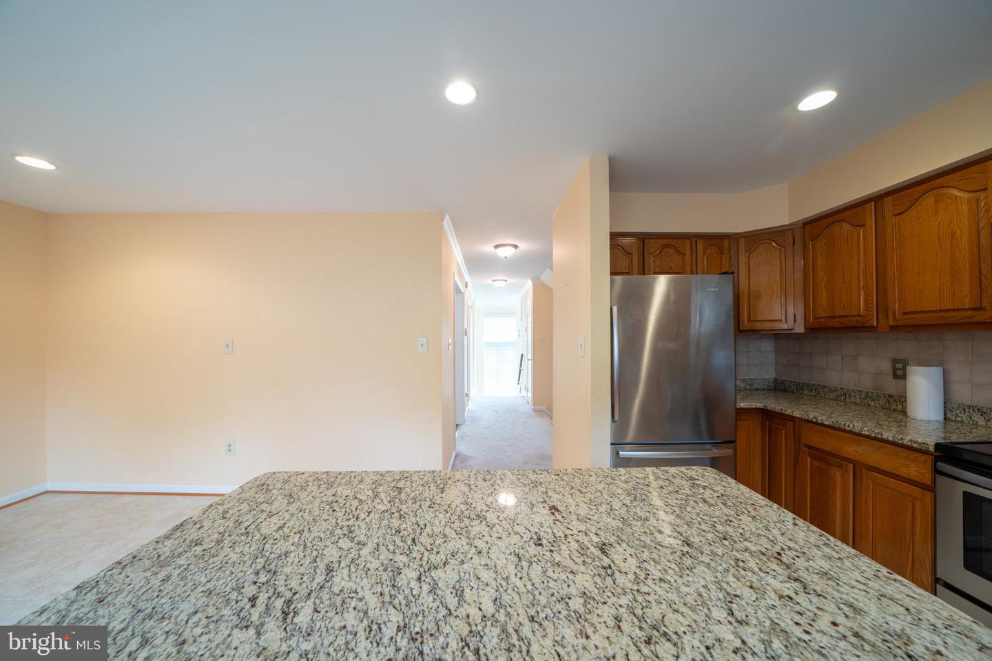 10168 Turnberry Pl Property Photo 12