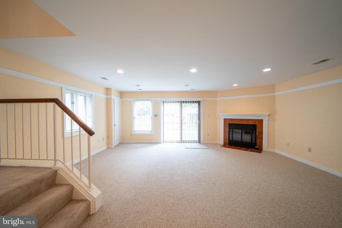 10168 Turnberry Pl Property Photo 24