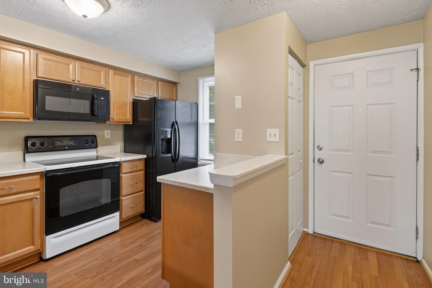 8741 Susquehanna St Property Photo 4