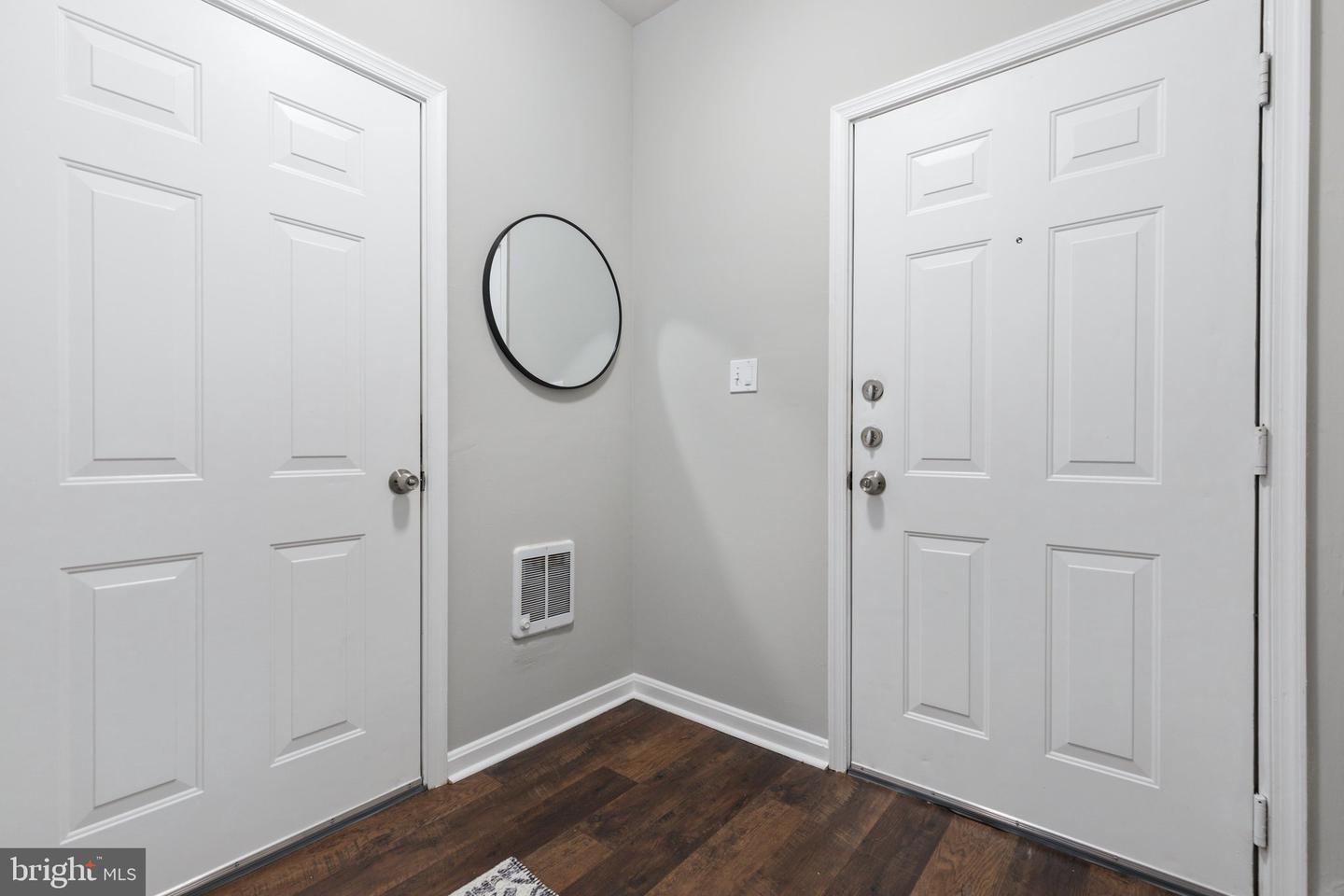 13379 Connor Dr #t Property Photo 7