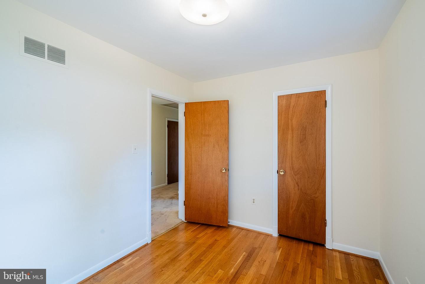 6608 Fairlawn Dr Property Photo 16