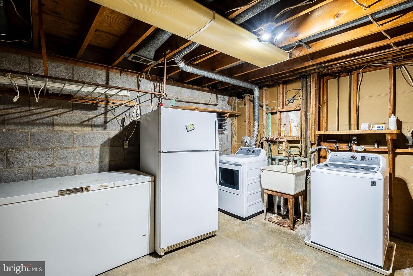 6608 Fairlawn Dr Property Photo 27