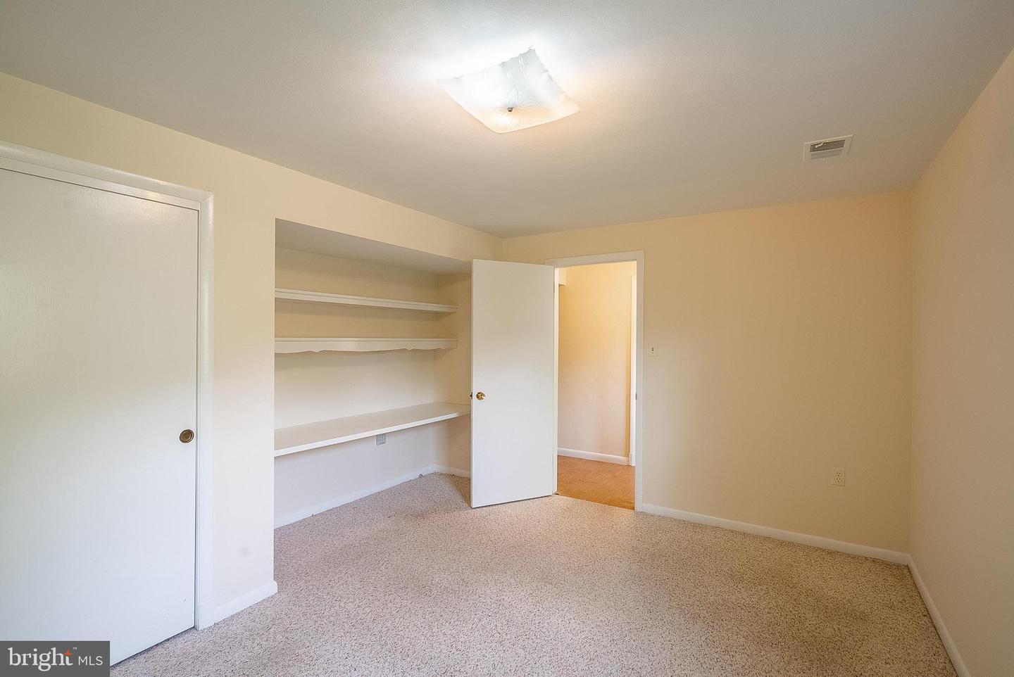 6608 Fairlawn Dr Property Photo 29