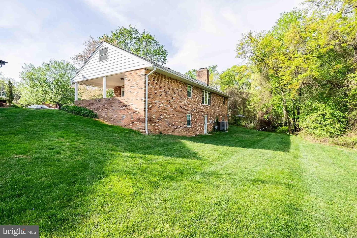 6608 Fairlawn Dr Property Photo 31