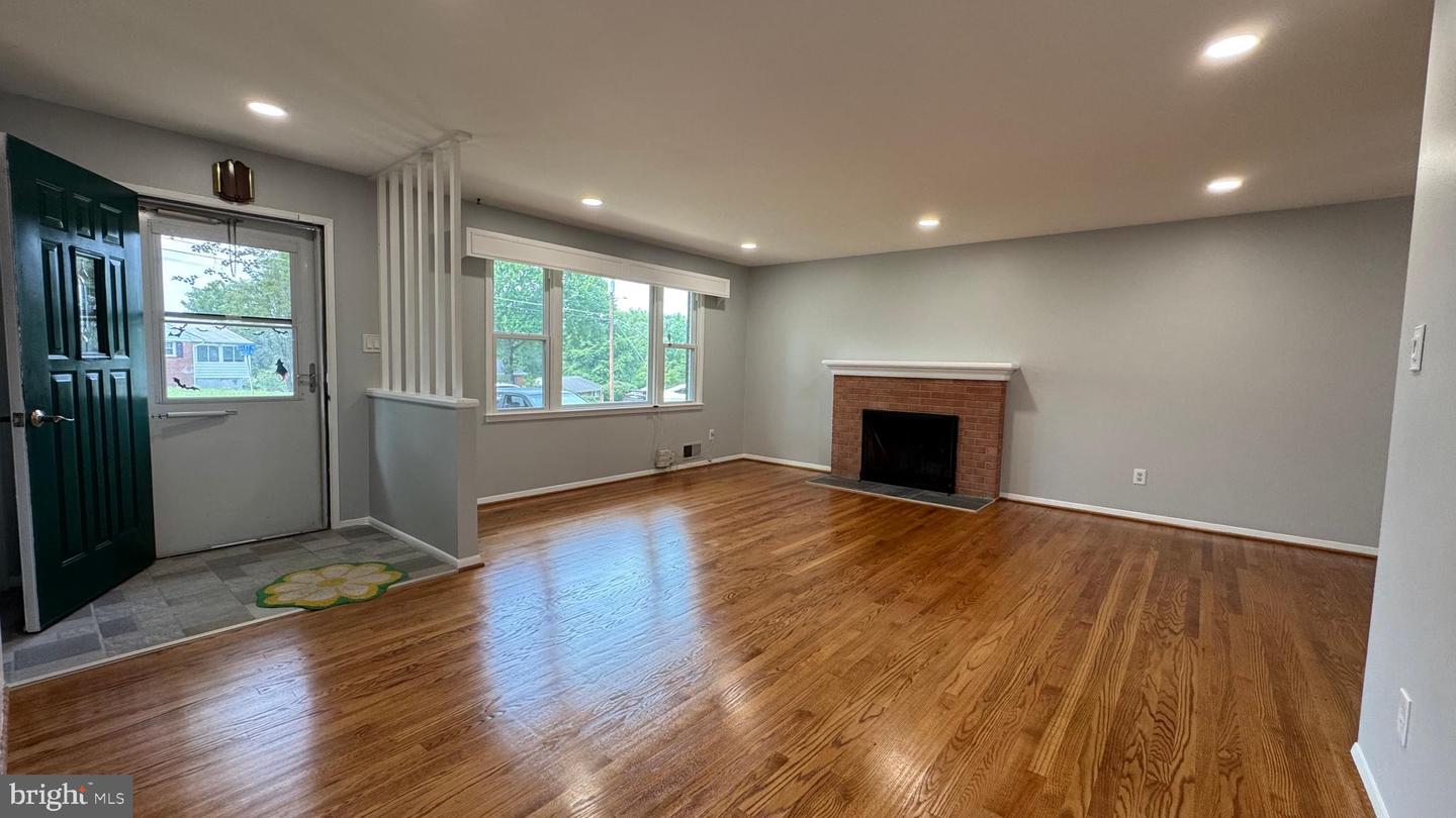 7914 Ellet Rd Property Photo 4
