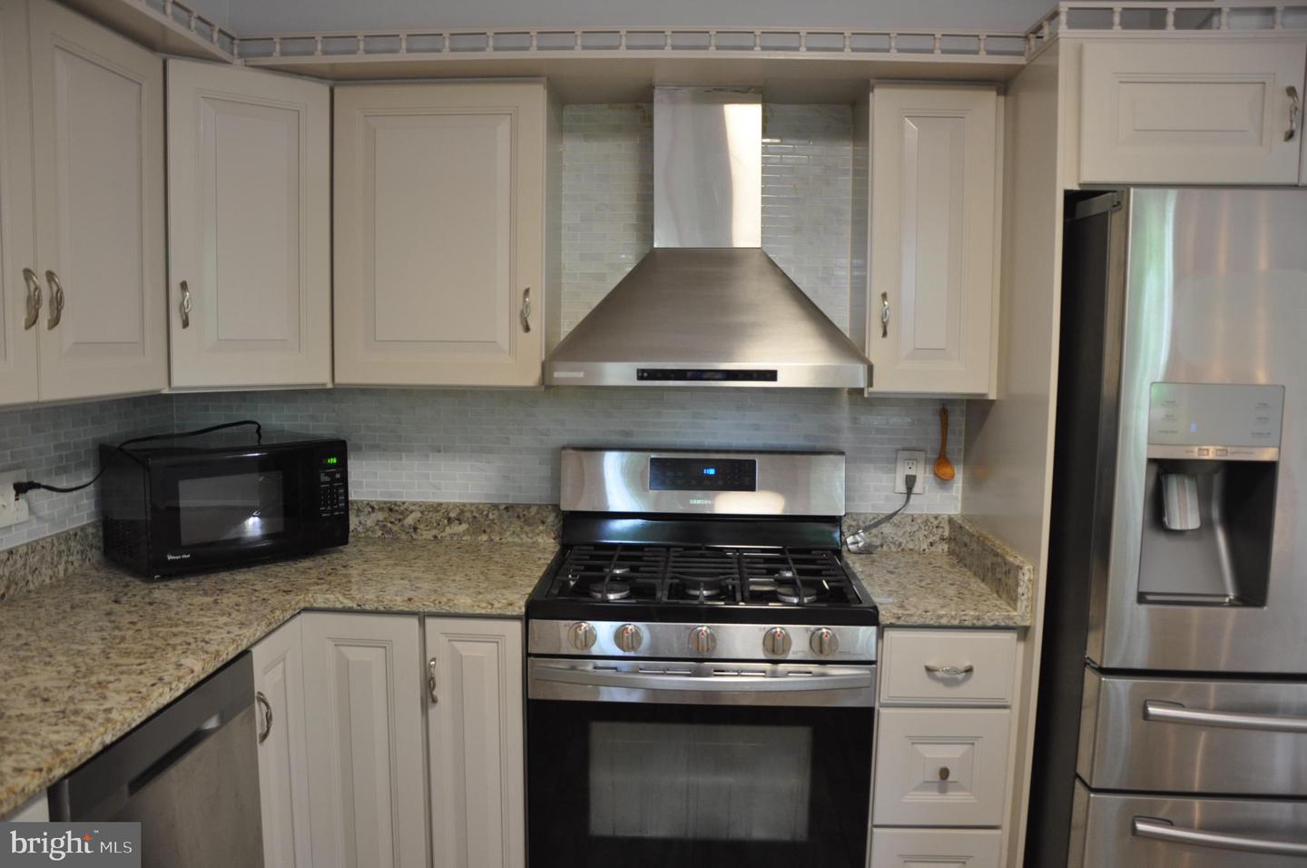 7914 Ellet Rd Property Photo 7