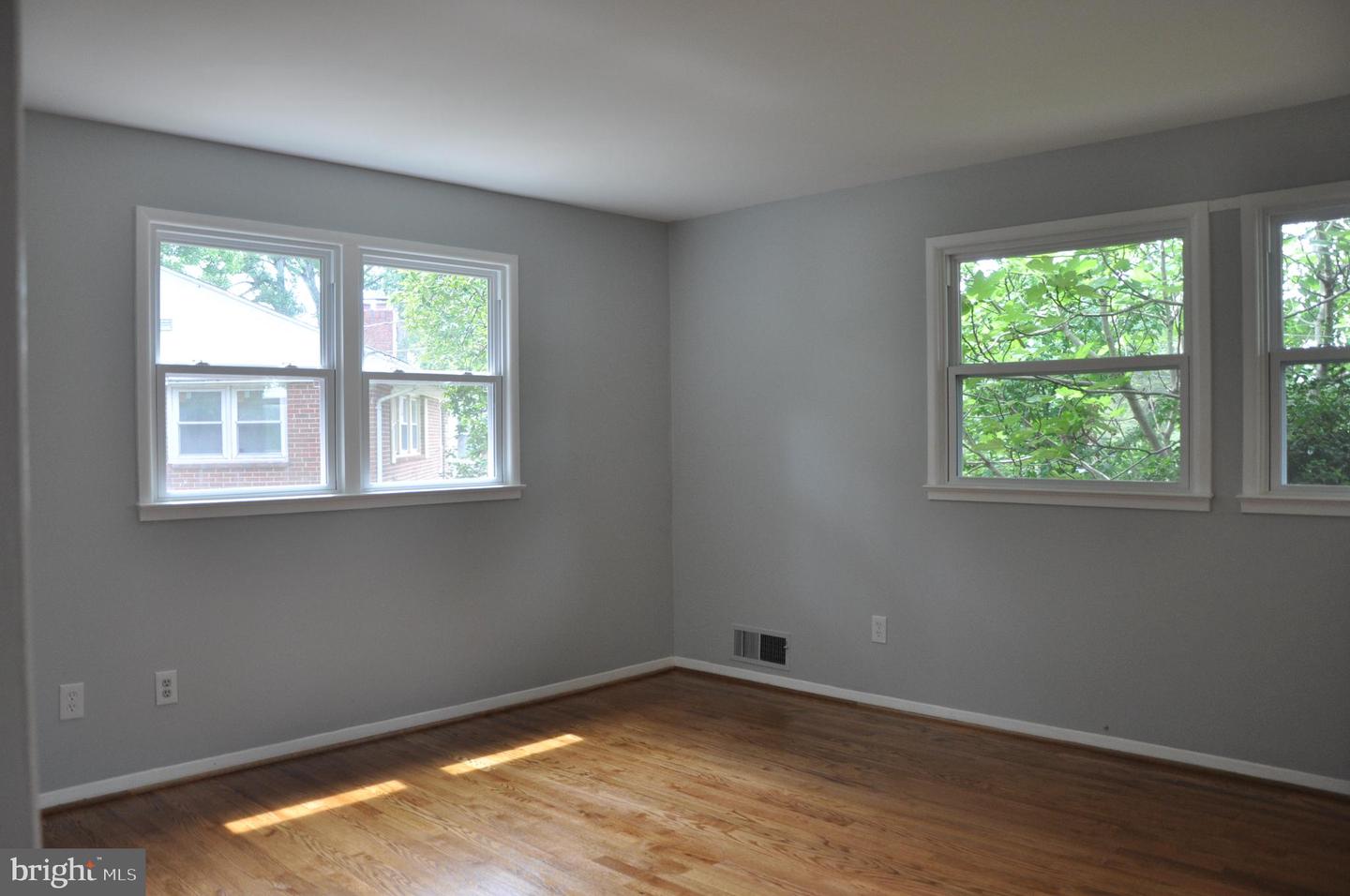 7914 Ellet Rd Property Photo 9