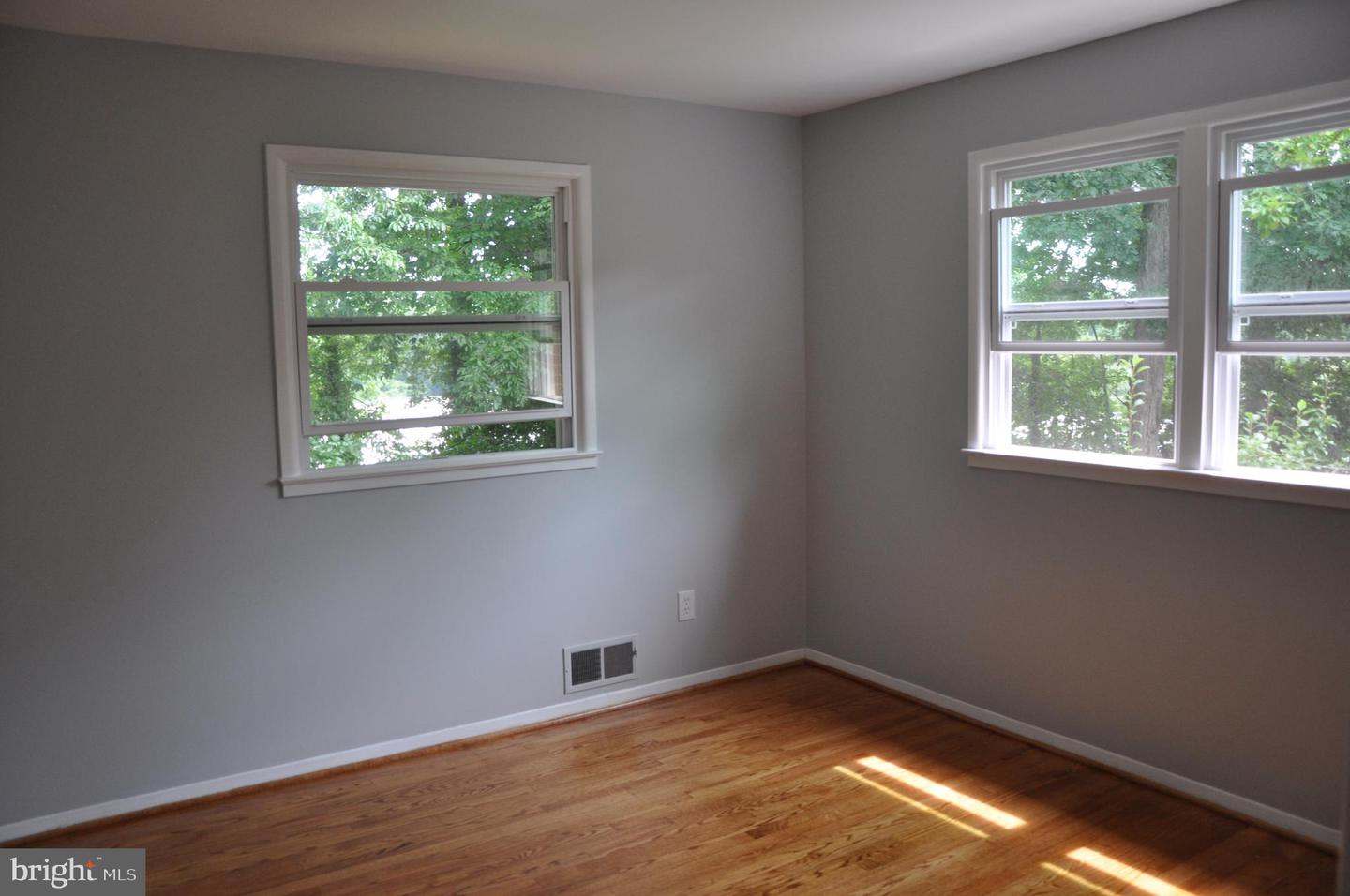 7914 Ellet Rd Property Photo 11
