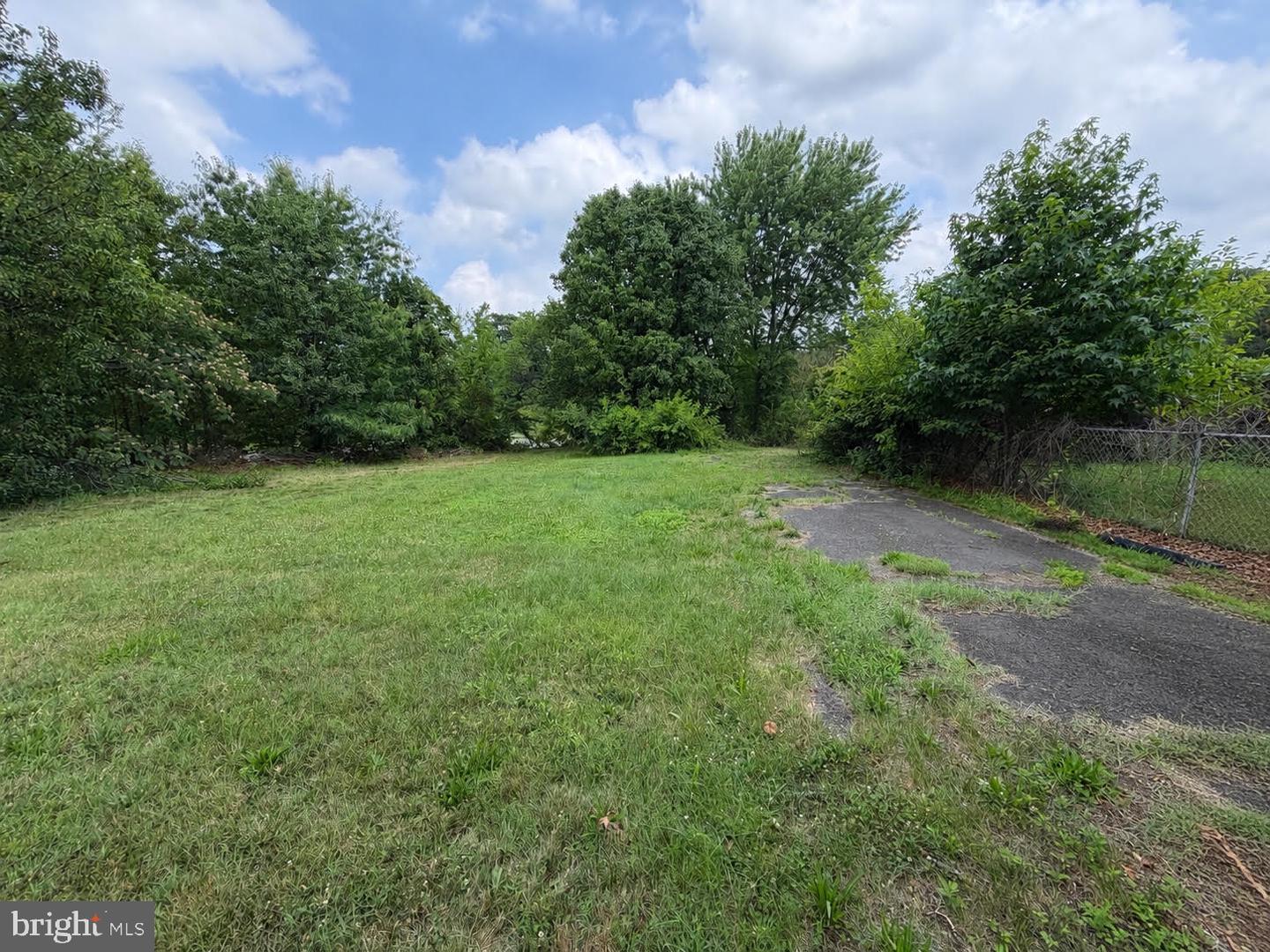 9203 Ox Rd Property Photo 1
