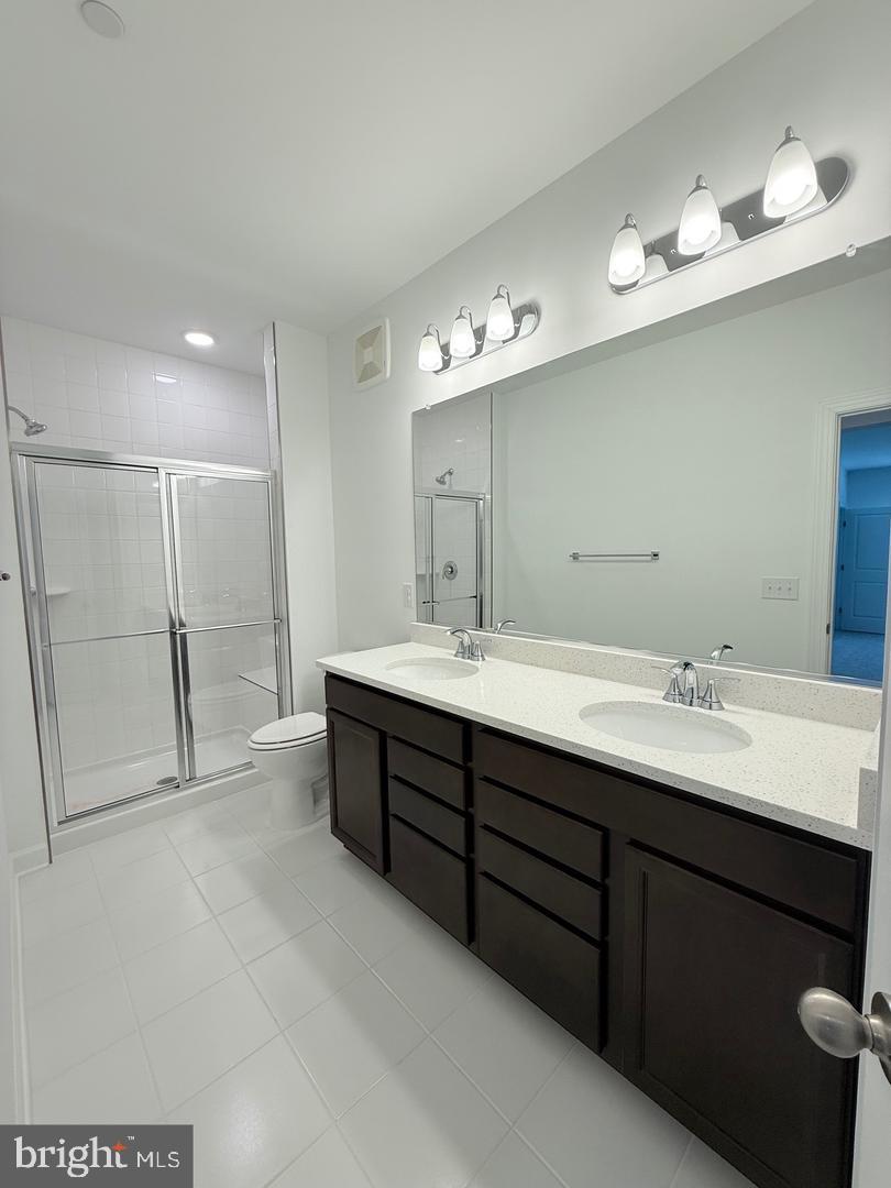 4904 Chelan Xing #93 Property Photo 5