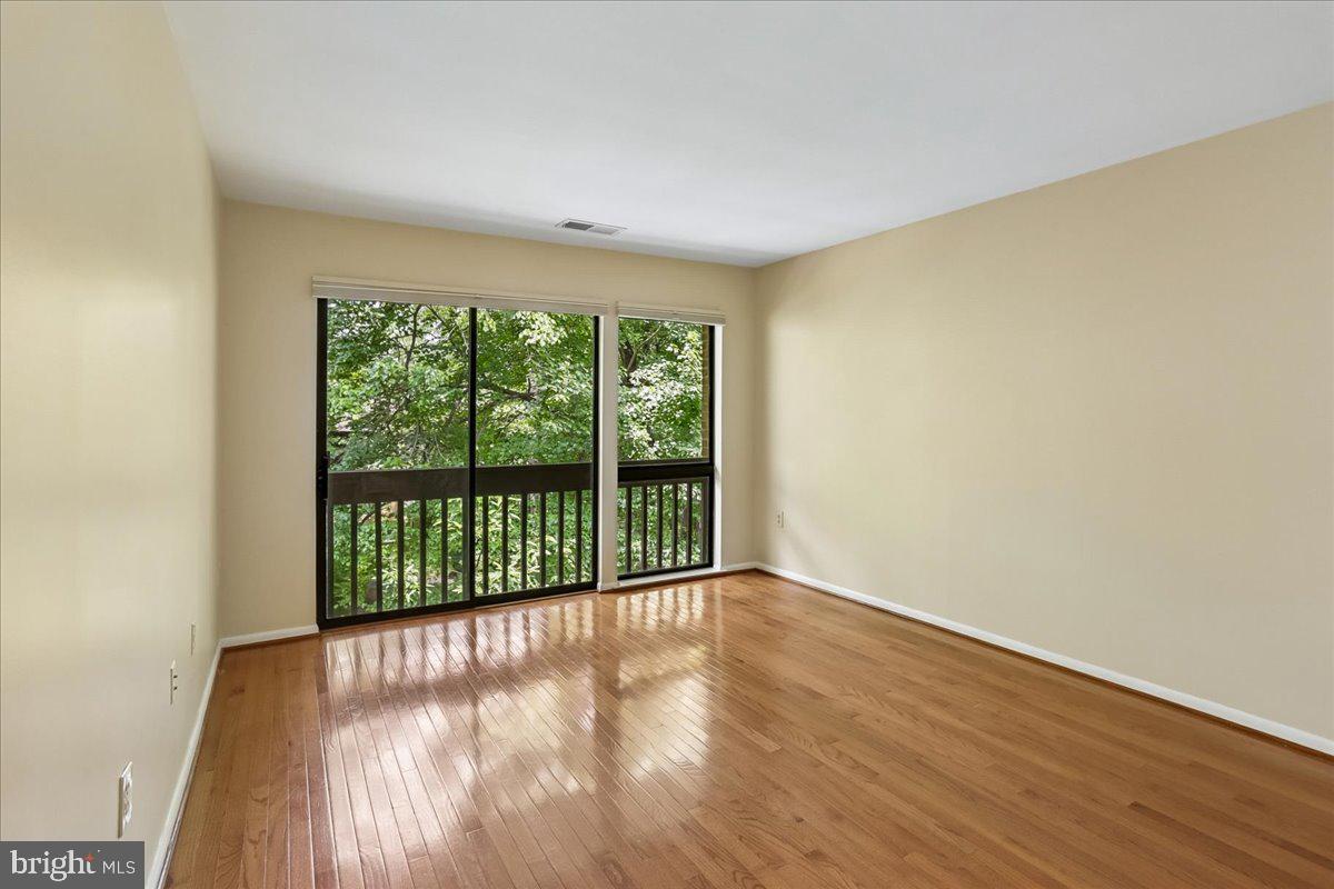 11310 Dockside Cir Property Photo 18