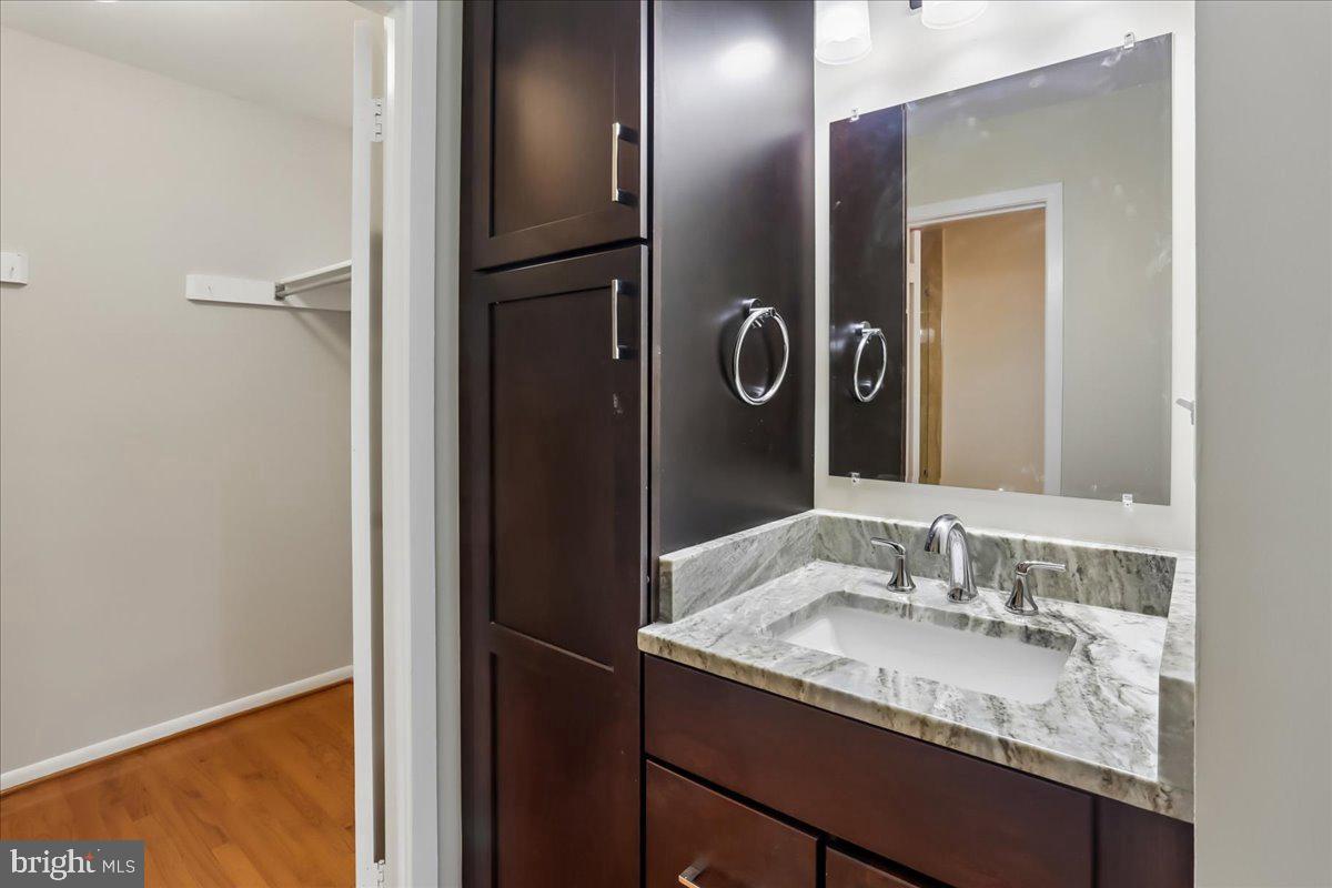 11310 Dockside Cir Property Photo 20
