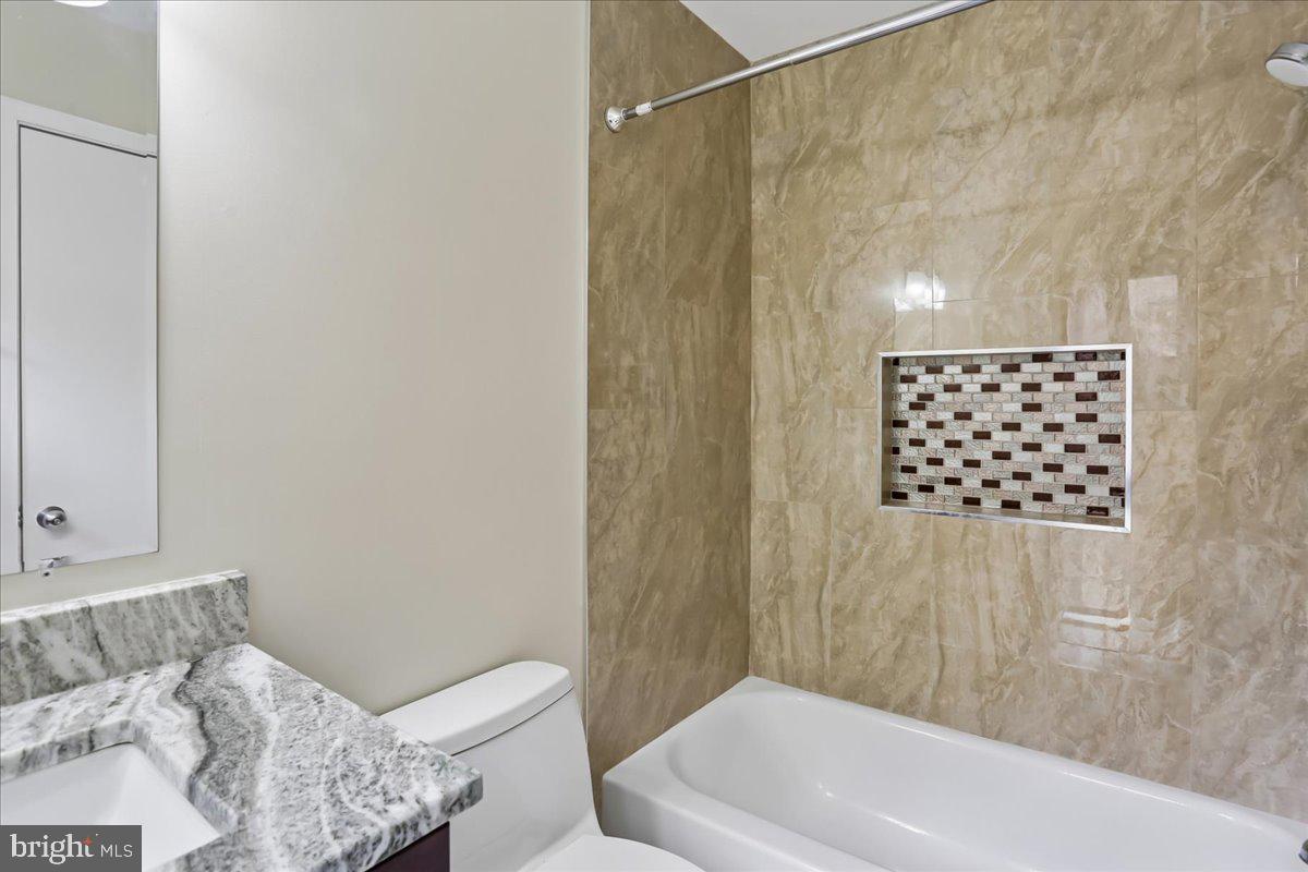 11310 Dockside Cir Property Photo 27