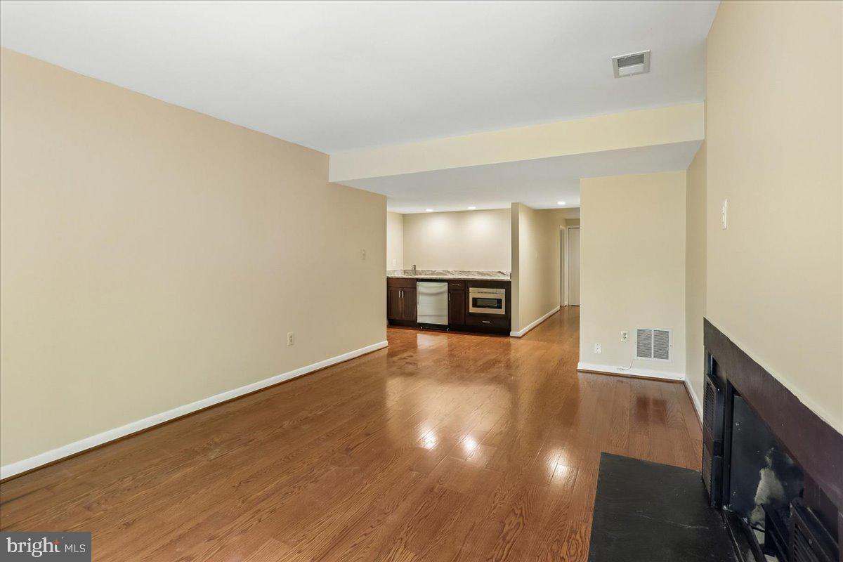 11310 Dockside Cir Property Photo 31