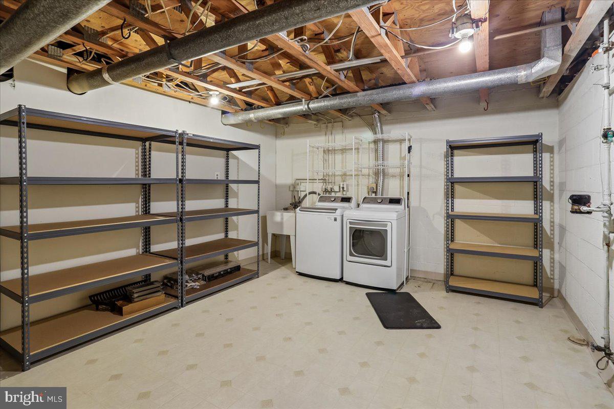 11310 Dockside Cir Property Photo 32