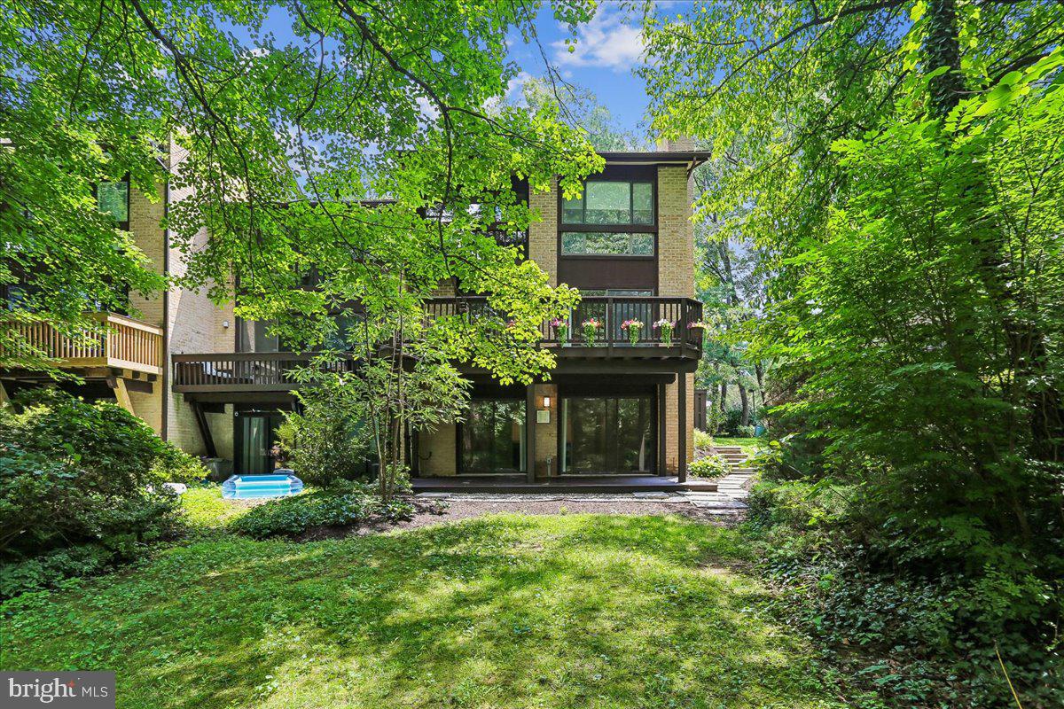 11310 Dockside Cir Property Photo 33