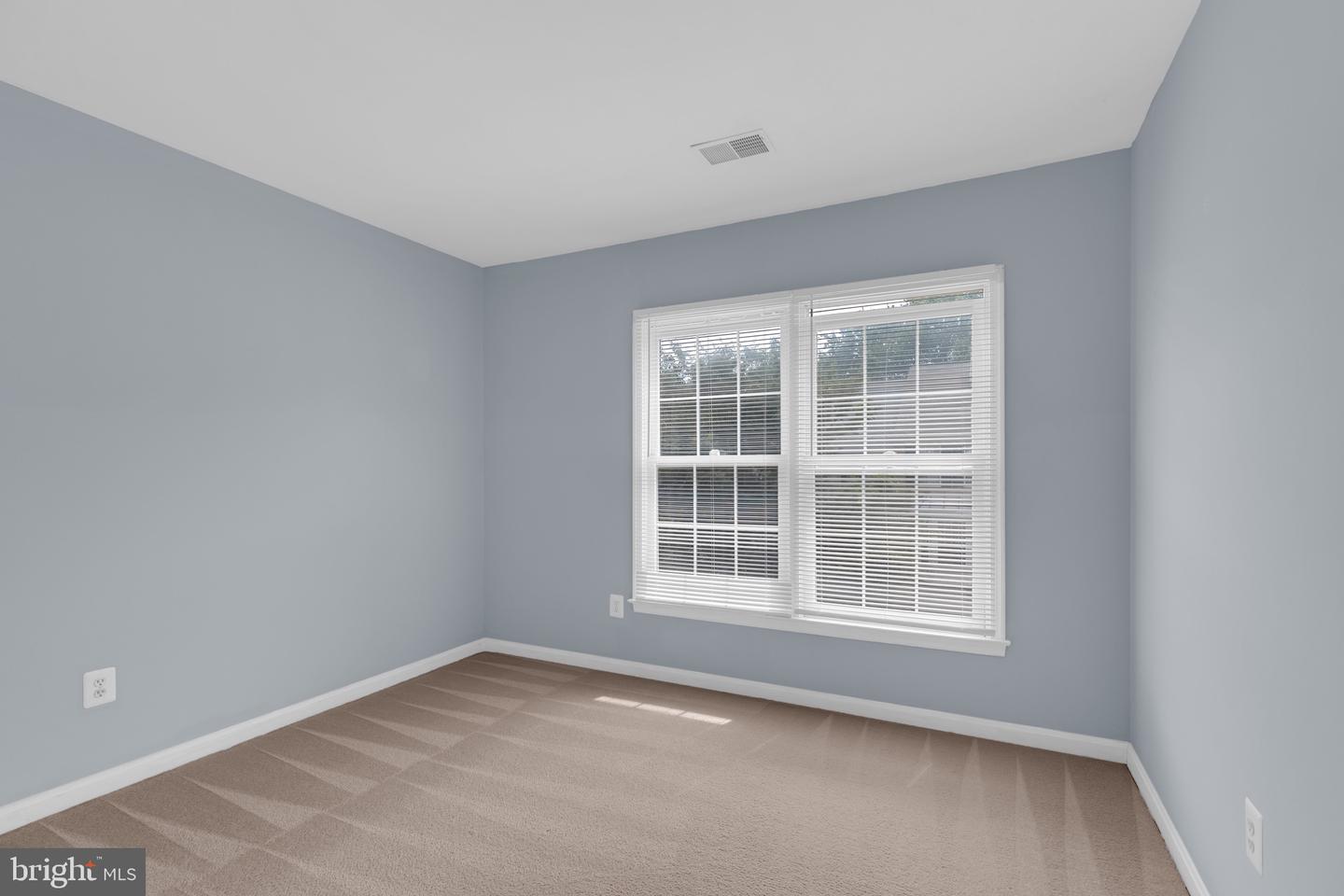 2715 Pembsly Dr Property Photo 35