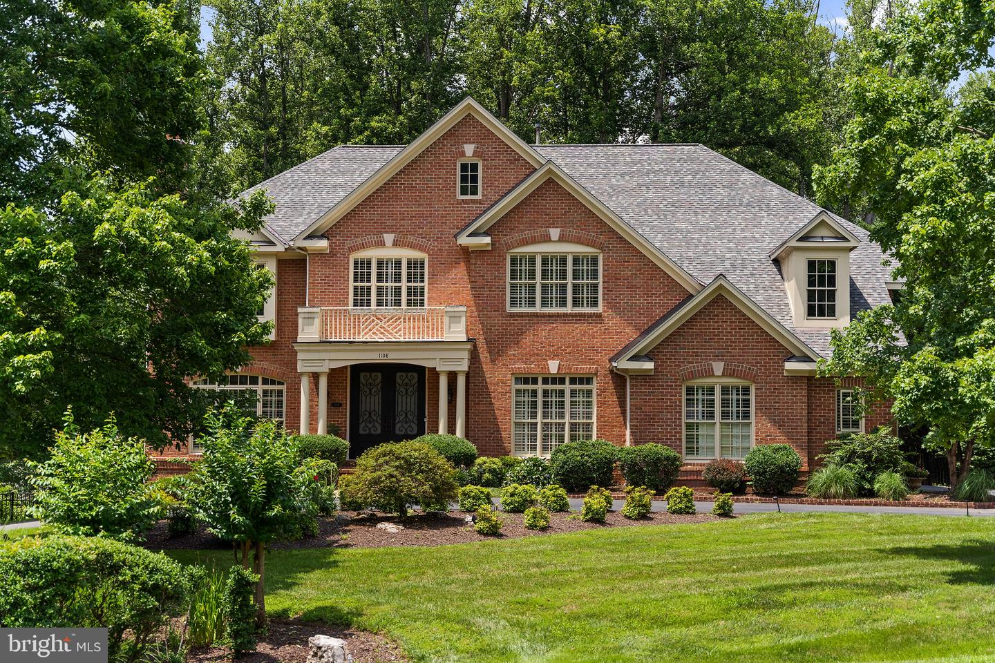 1108 HOBNAIL CT