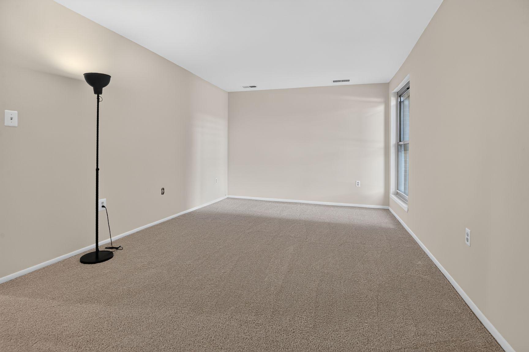 3354 Woodburn Rd #11 Property Photo 14
