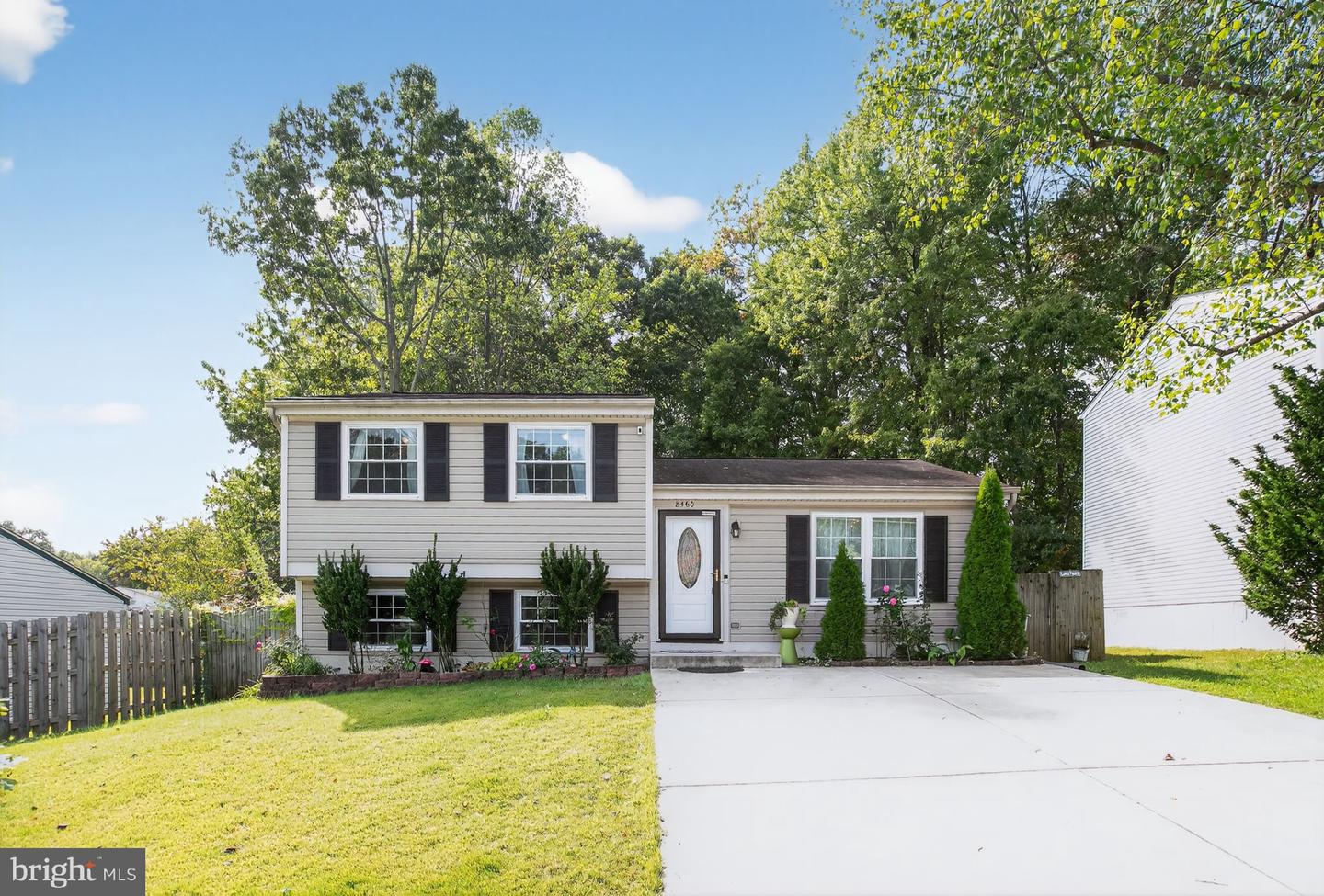 8460 Rippled Creek Ct Property Photo 1
