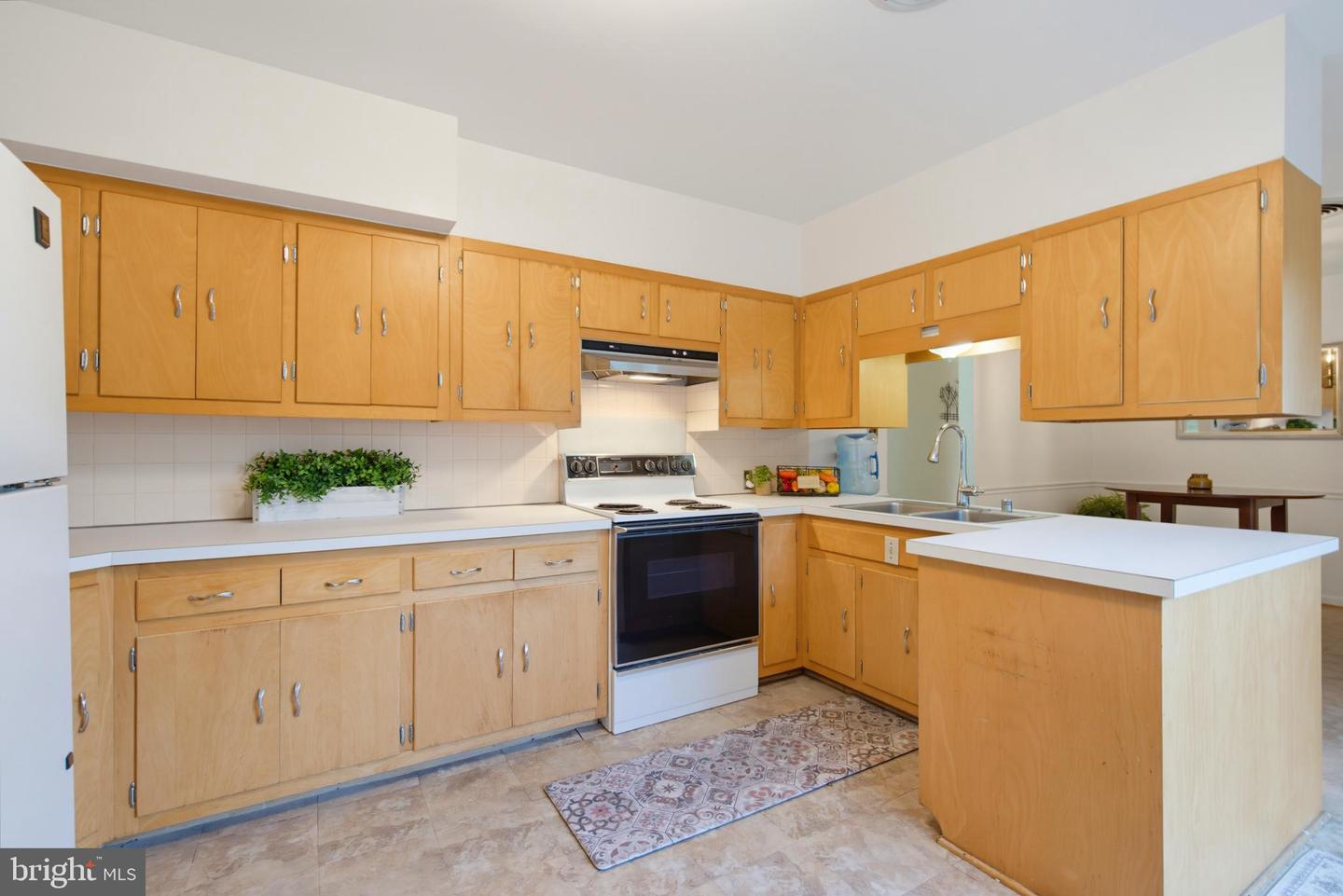 8715 Cherry Dr Property Photo 15