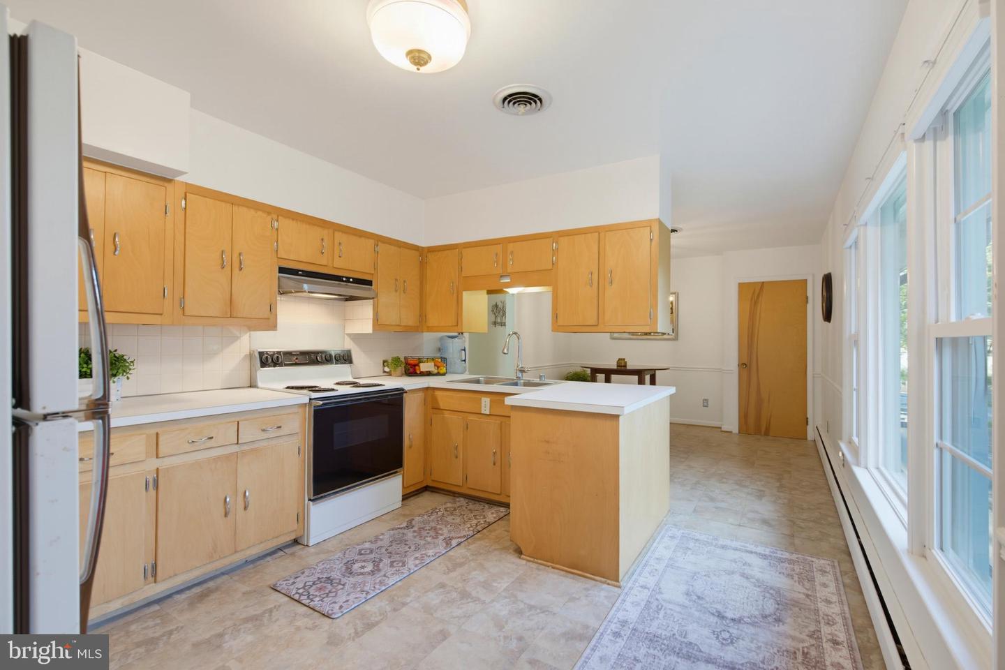 8715 Cherry Dr Property Photo 17