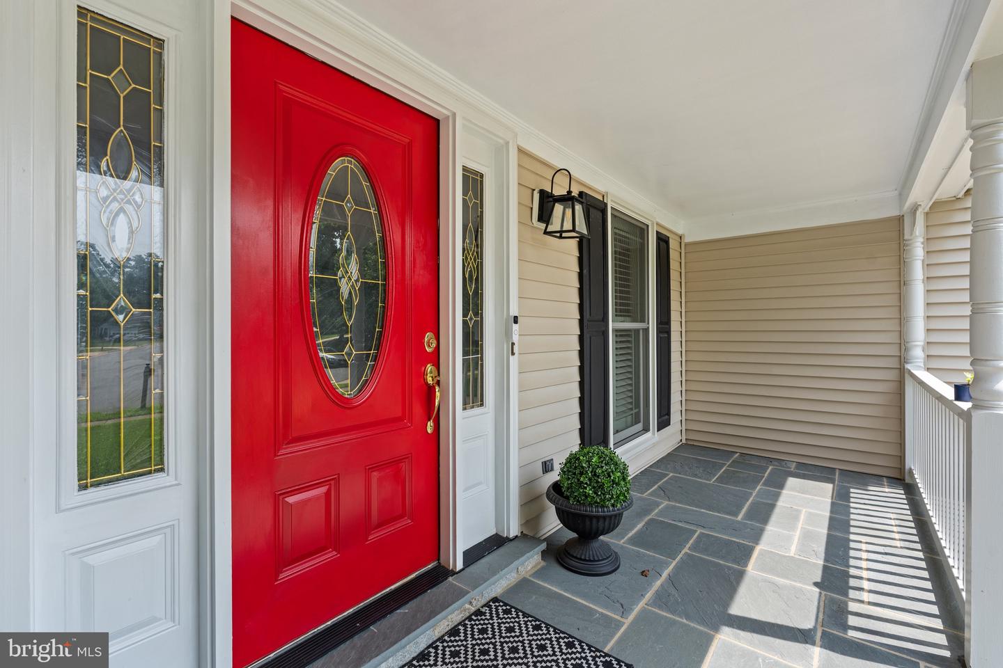 6171 Otter Run Ct Property Photo 4
