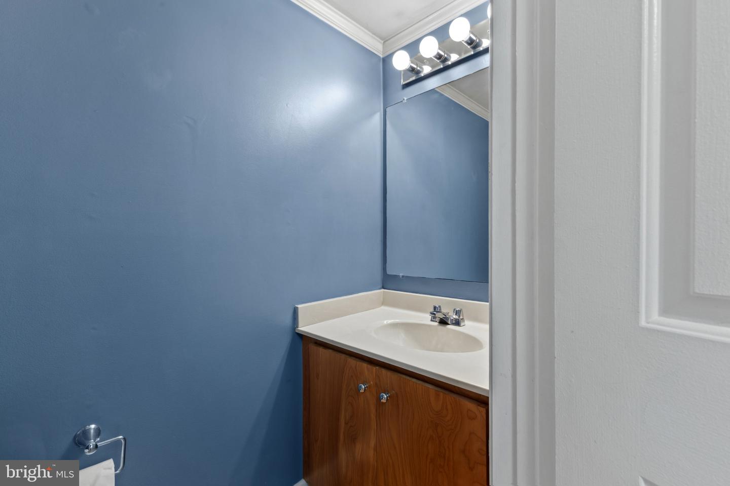 9619 Hillock Ct Property Photo 15