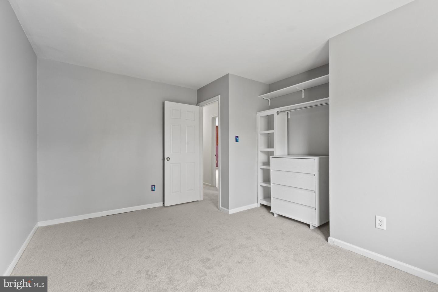 9619 Hillock Ct Property Photo 18