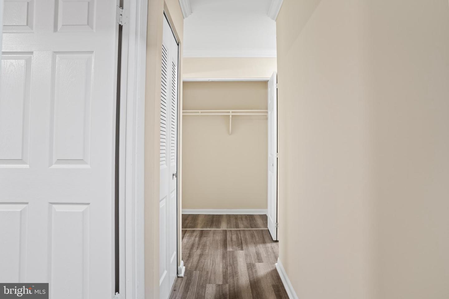 6141 Leesburg Pike #101 Property Photo 23