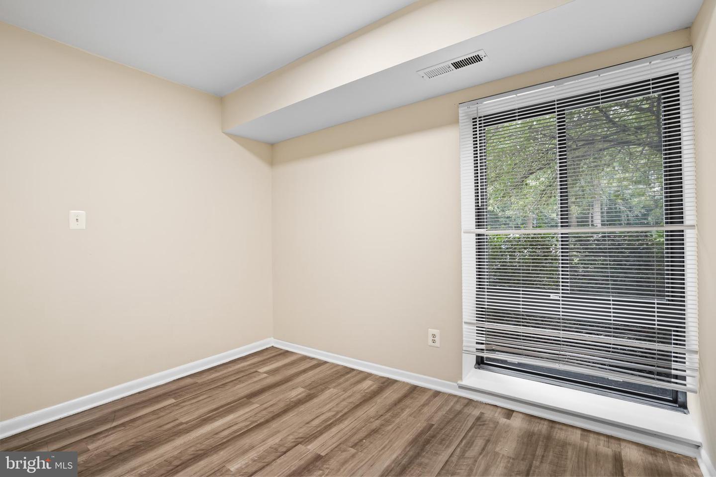 6141 Leesburg Pike #101 Property Photo 26