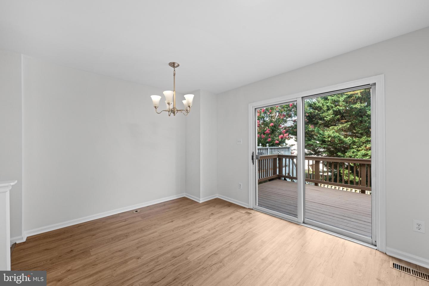 6528 Skylemar Trl Property Photo 11