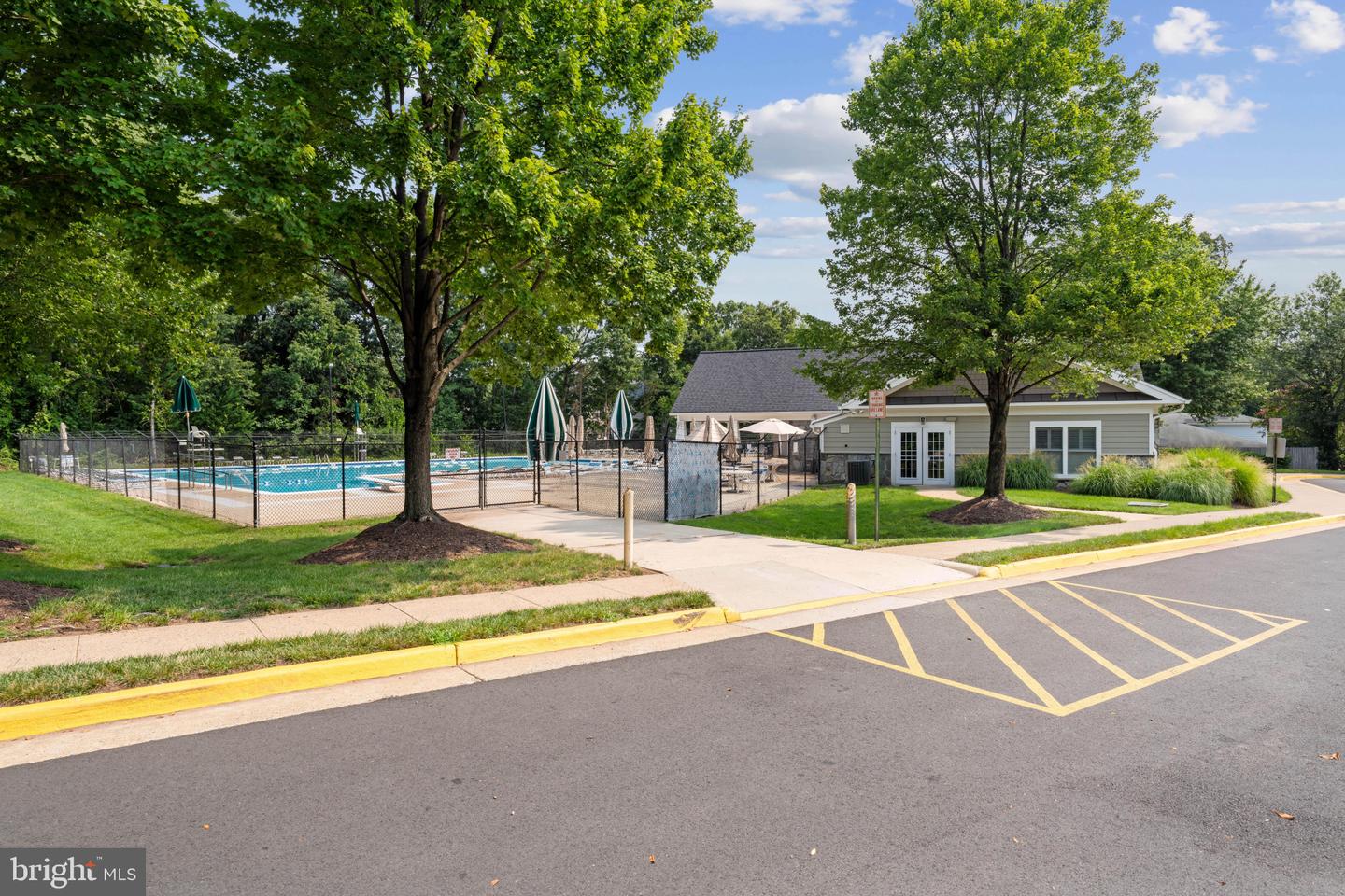 6528 Skylemar Trl Property Photo 35