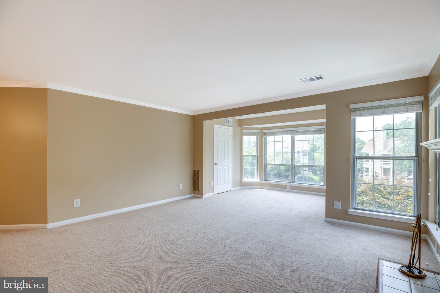 6611 Jupiter Hills Cir #i Property Photo 9