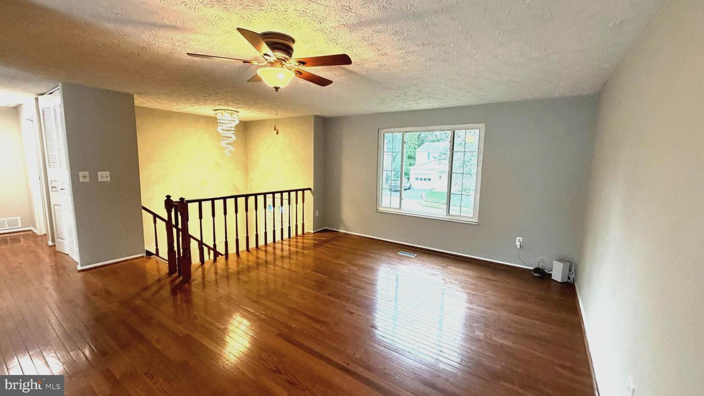 3012 Summershade Ct Property Photo 4