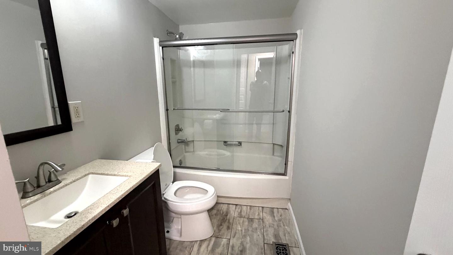 3012 Summershade Ct Property Photo 22